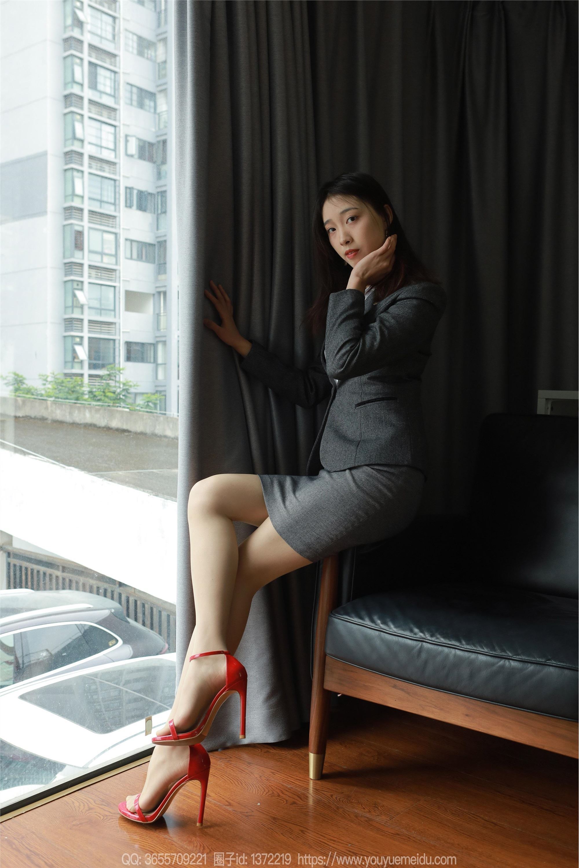 IESS异思趣向  2024.01.07 丝享家 1631 小九《OL制服（上）》